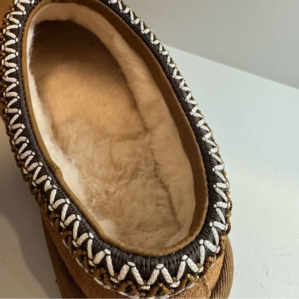 NWT unworn Ugg Tasman slip on shoes slippers chestnut brown Size 7 fur lined - Picture 7 of 12